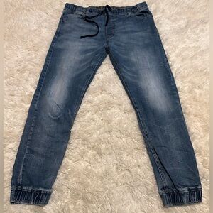 American Eagle Outfitters Women’s Size Medium Active Flex Denim Blue Jeans EUC